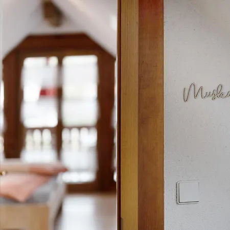 Гостевой дом Gaestehaus Weingut Mangel 3*