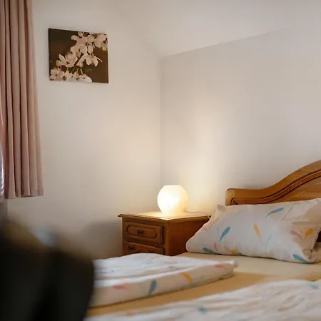 Гостевой дом Gaestehaus Weingut Mangel