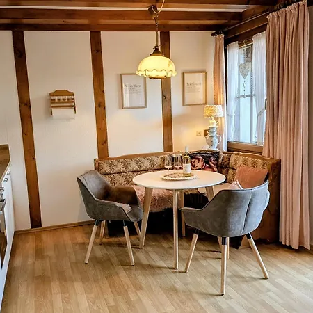 Pensión Gaestehaus Weingut Mangel 3*